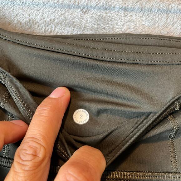 Lululemon Fast and Free Tight II 25" *Non-Reflective Nulux Dark Olive‎ Size 2 - Picture 5 of 6